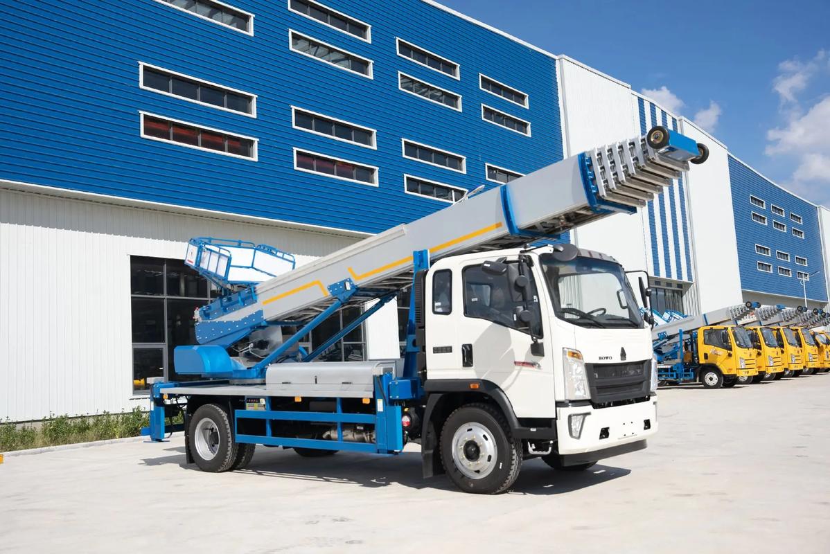 文峰出租云梯车高空作业车 建筑垃圾搬运